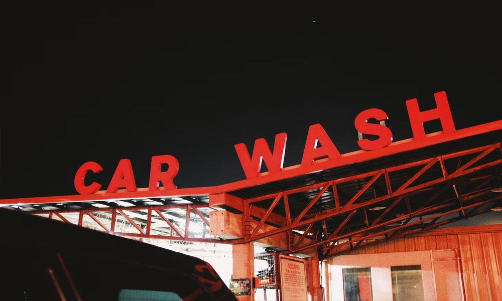 加油站無(wú)接觸全自動(dòng)洗車機(jī)的優(yōu)勢(shì)